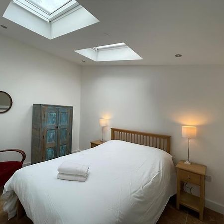 Tranquil, Secluded, Rural Cottage For Two Beaumaris Exterior photo