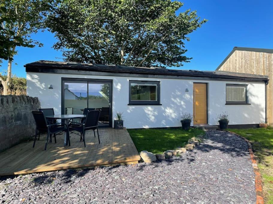 Tranquil, Secluded, Rural Cottage For Two Beaumaris Exterior photo
